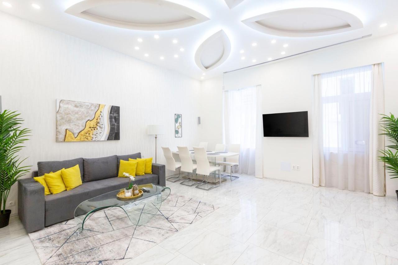 Luxurious Central Apartment Next To The Danube River Budapest Exterior foto